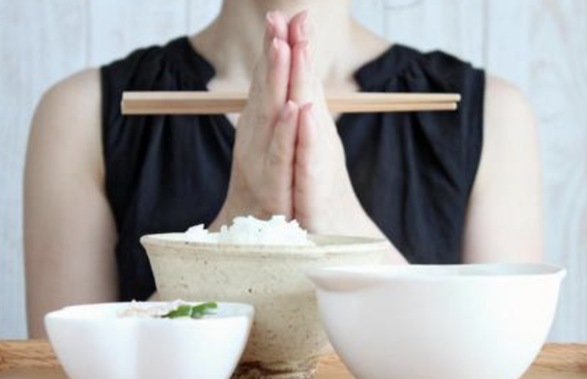 【画像】生活保護ワイの『1日1食』の朝メシwww