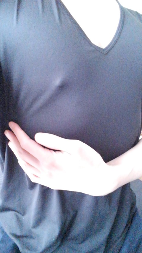 【悲報】健康の為に毎日プロテインを飲んでいた人の乳www