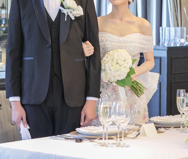 【朗報？】ワイ(29)、めでたくババア先輩(33)と婚約した結果www