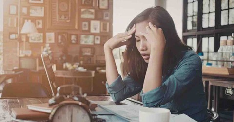 【悲報】うつ病・自殺願望を高めてしまう『謎の文化』が判明してしまうｗｗｗ