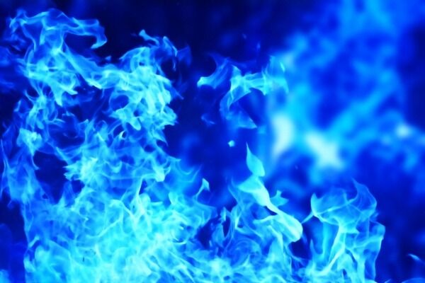 鬼越トマホーク「うるせぇなぁ！お前よく見たらブスじゃねーか！」佐藤栞里「ガハハ！www」⇒