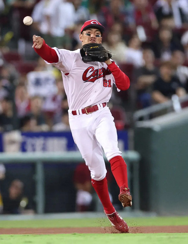 カープ矢野の打撃は復活するのか？ルーキー台頭で出場機会減少