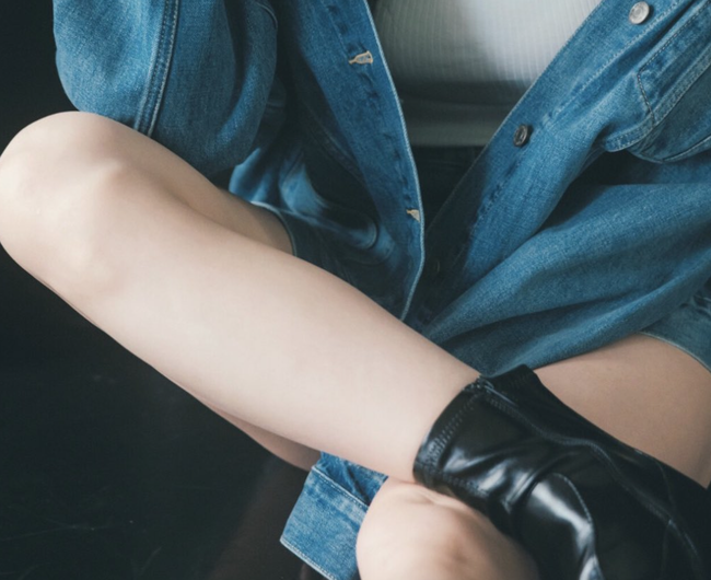 【画像】地下アイドル、客を勃起させにかかる