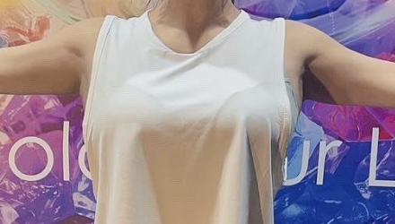 【画像】最新の磯山さやかさん(41)、モッチモチボディwww