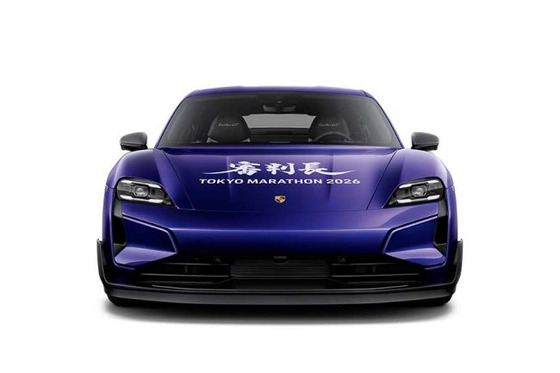 東京マラソン大会公式車両のポルシェタイカンの癖がつよいと話題にwww