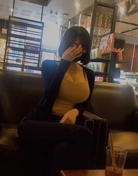 【画像】このぐらいのお胸サイズが一番いいよなwww