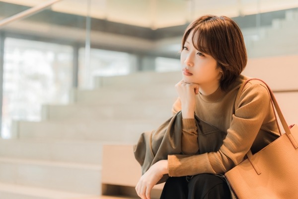 浮気女(26)「すみません。女性でも慰謝料払うんですか？離婚するんですけど･･････？」⇒！