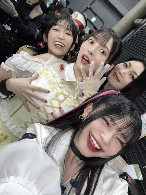 【秘法】女性声優さん、女性声優さんの胸を揉んでしまう…