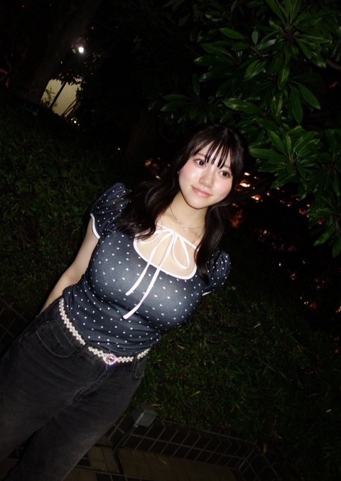 【動画】ダイナマイト爆胸グラドルのアイドル時代のお胸www