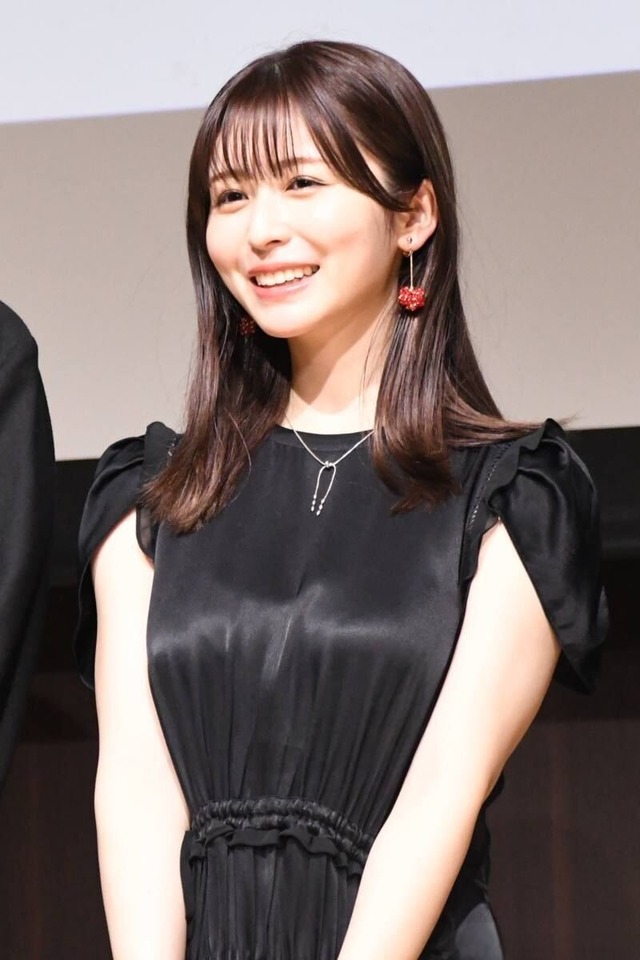 【議論】女で「うおっ、でっか……」ってなるおっぱいのサイズは･･･Fからだよね！？