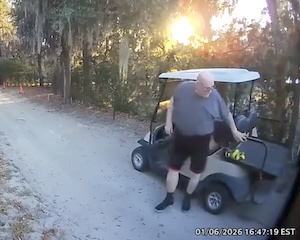 【動画】ワロタ。電動カートで荷物を取りに来た老人の不幸（笑）