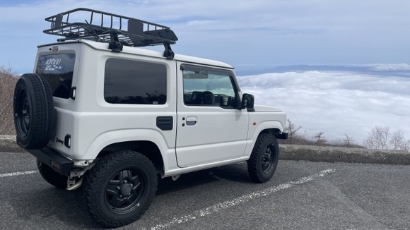 ジムニーがなんで売れるのか分からない