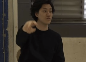 【悲報】粗品、大先輩に噛み付いてしまう