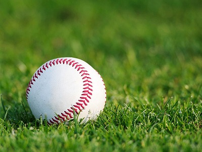 【動画】大谷が子供にあげたボールを横取りしようとした女さん、無事炎上してしまうwww