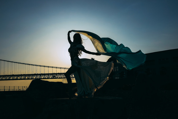 【動画】ダンス教室の先生(20)、とんでもない胸を見せつける→！！