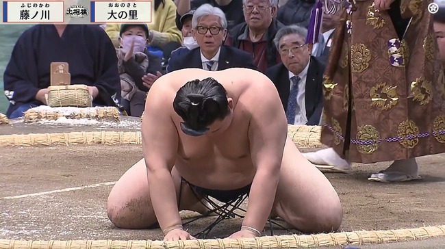 横綱大の里さん三連敗www