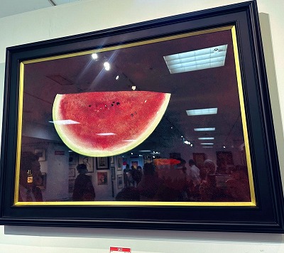 【画像】女さん「55万円のスイカの絵、旦那と子供に相談して決心したのに買われました…」