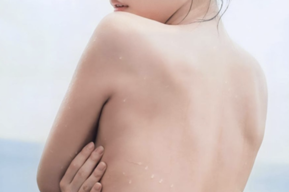 【画像】温泉番組、女の肌がほぼ100%見えてしまう