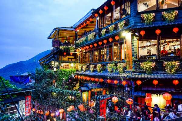 中国さん、今が台湾を取る最大のチャンスなのに動かないwww