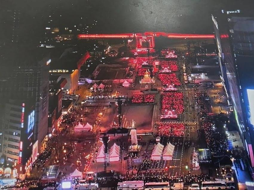 BTS「26万人集めて復帰ライブ」事務所「10万」ソウル市「4万」株価大暴落でKPOP終わるのか？