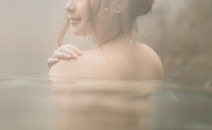 【画像】素人のオタク地味女の入浴がエロすぎるｗｗｗ