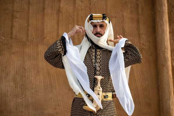 イラン、UAEの次はカタールとサウジアラビアを徹底的に攻撃し始める