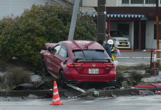 【画像】富山で起きた赤信号無視の車にぶつけられ親子二人が死亡した事故で逮捕された男が運転していたシビックがこちら…