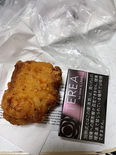 【悲報】セブンのナナチキさん､さすがに小さすぎる