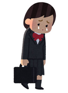 【酷い】私がまだ女子高生の時、痴漢された。警察署に着いて被害届を書く事になったんだけど、誰にも連絡させてくれない。何度も同じ事を聞かれ3時間もかけて被害届を書い