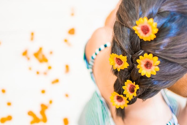 【画像】広瀬すずさん、盾にお胸を乗せるwww