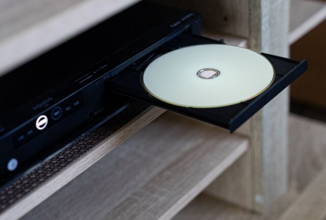 【朗報】 Z世代、DVDやBDを復活させる