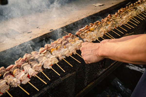 【画像】メスガキ「大将、皮30本」 大将「あいよ～！！！」⇒！