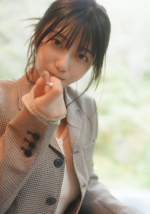 【画像】服を着た瀬戸環奈www