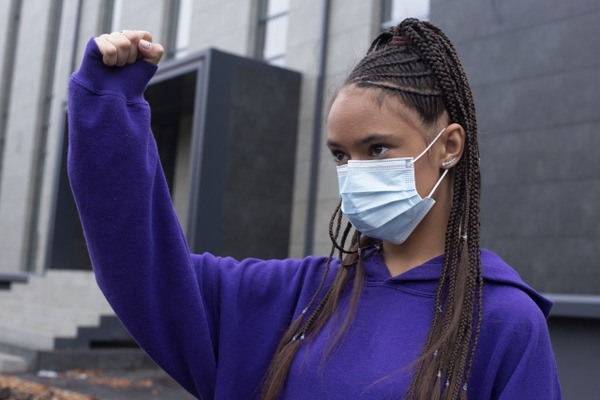 【悲報画像】黒人女性「だから黒人は日本に行きたくねーんだよ！！」⇒！