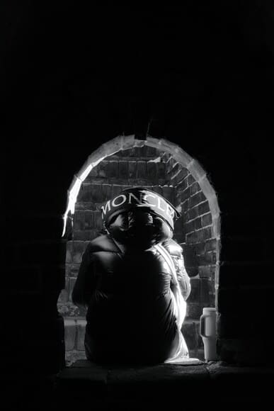 モンクレールのダウンジャケット（一度しか着てない）ってセカストでいくらで売れる？