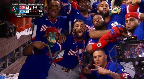 【画像】WBCドミニカ代表、怖すぎる