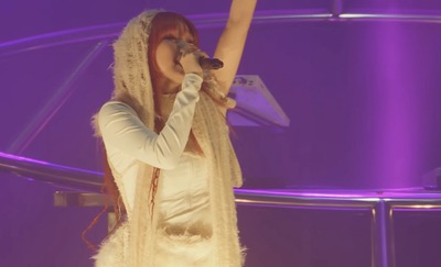 YOASOBI幾田りらさん、ナイスバディだった