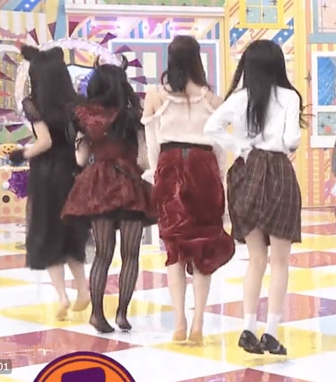 乃木坂メンバーの『太もも』が限界まで見えまくってて最高