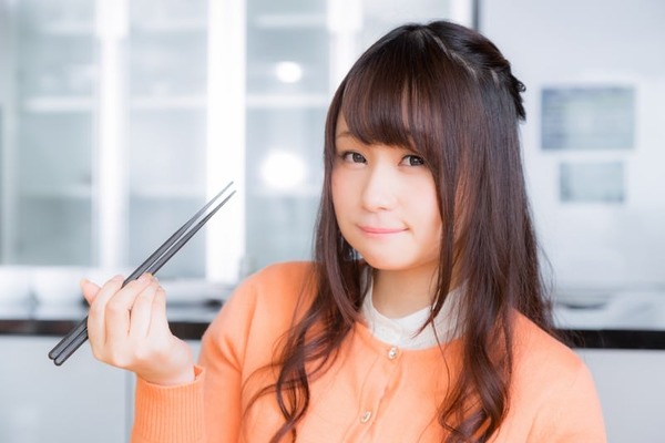【画像】女性ラーメンYouTuber「10年間毎日ラーメンを食べ続けた結果がこれ」⇒！！