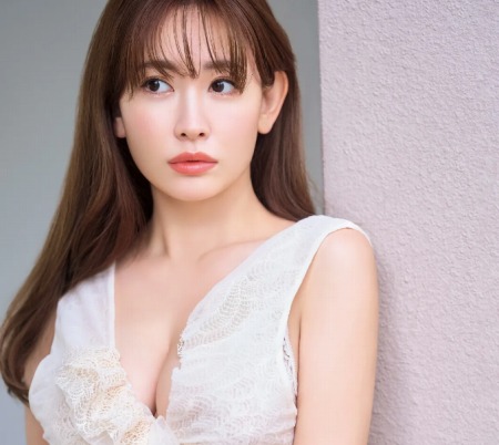 【画像】ムチッと熟れた、元AKB48・小嶋陽菜さん(37＝こじはる)エロいwww