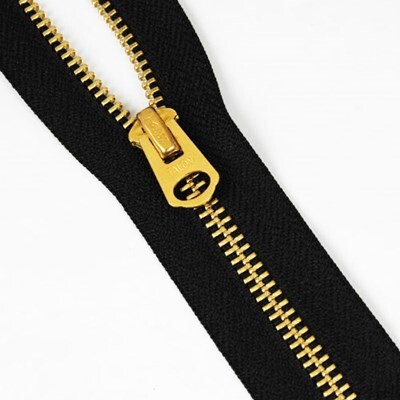 【画像】X民「鏡とジッパー組み合わせると、すげぇ写真撮れるｗｗｗ」