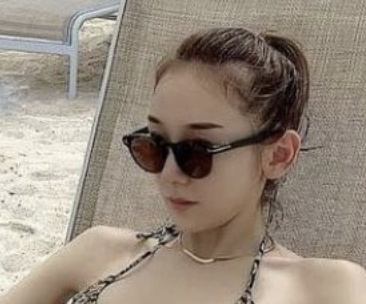 【画像】加護亜依さんのビキニ、おっぱいにしか目が行かない