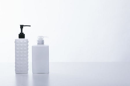 花王「シャンプーの容器を洗わずに詰め替えて秘伝のタレ式にしてる奴、ヤバいぞ」