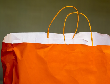 3月3日に。彼氏「確定申告して(レシートがぐちゃぐちゃに入った紙袋スッ)」私「何で？」彼氏「だってお前事務員だろ？」→結果…