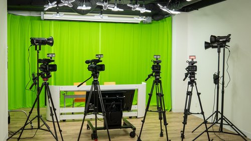 【悲報】AV、8割どころかガチで9割ウソだったwww