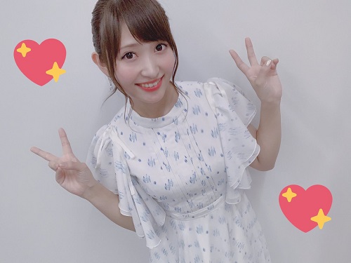 【画像】声優・白石晴香の膝上www