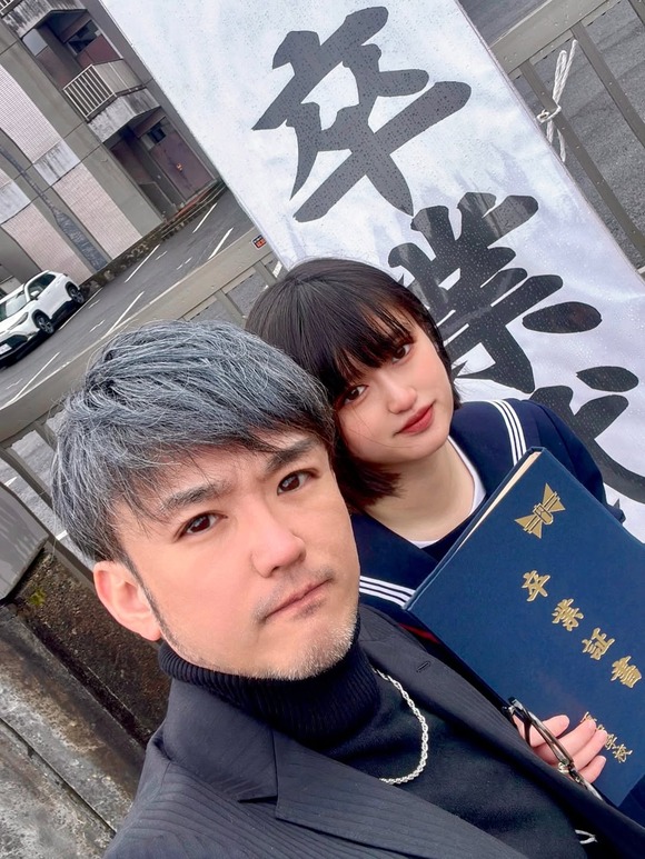 【画像】娘は父親に似る説、ガチだったwww