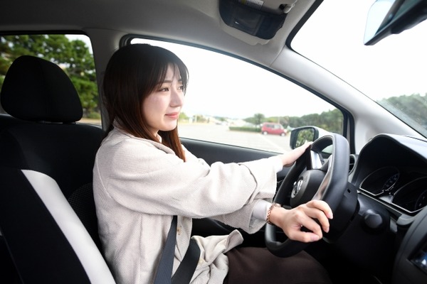 【悲報】MT免許を取った女さん「18歳以上で無免許もしくはAT限定とは一切会話ができません」⇒