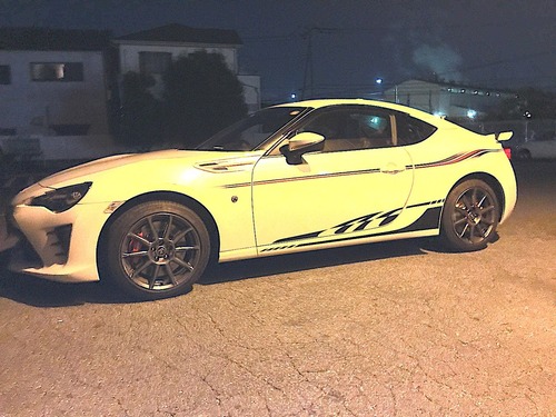 改造屋「トヨタ86の純正ホイールでbremboは困難です」→追突死亡事故