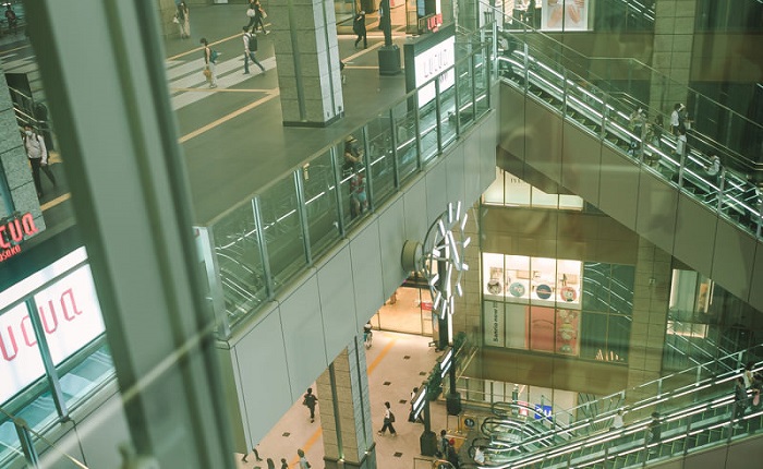 【画像】さっき見つけた爆乳エチエチ女を隠し撮りwww